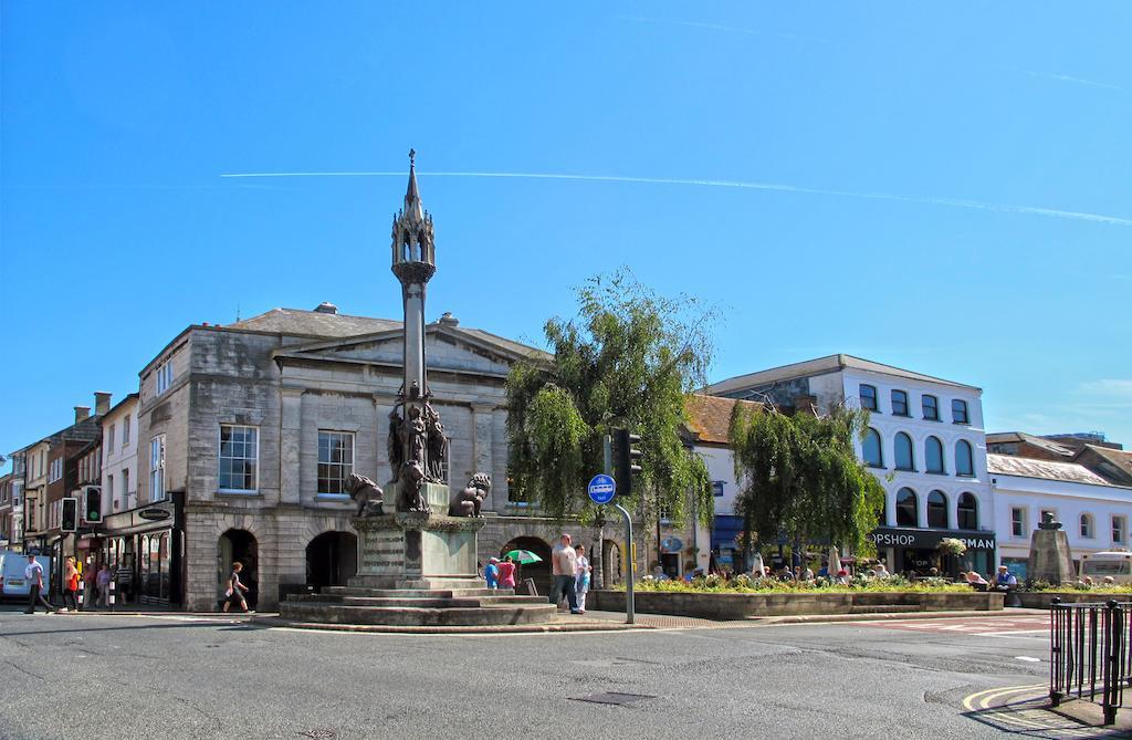 Calverts Hotel - Newport, Isle Of Wight Bagian luar foto